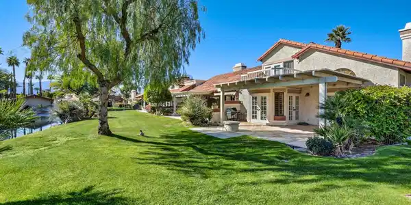 118 Avellino Circle