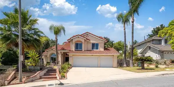 20951 Stoddard Wells