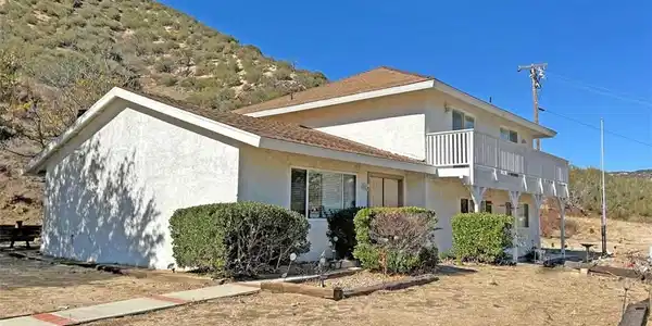 43155 Lake Hughes