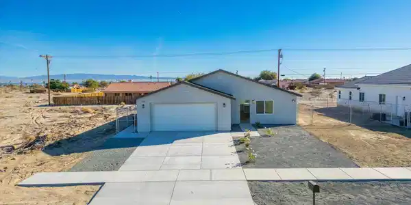2864 Vista Avenue