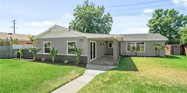 1064 E La Verne Avenue