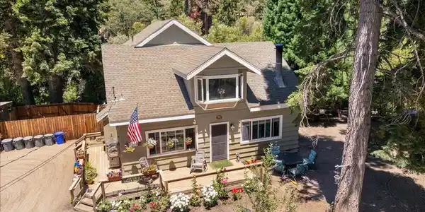 33910 Meadow Lane