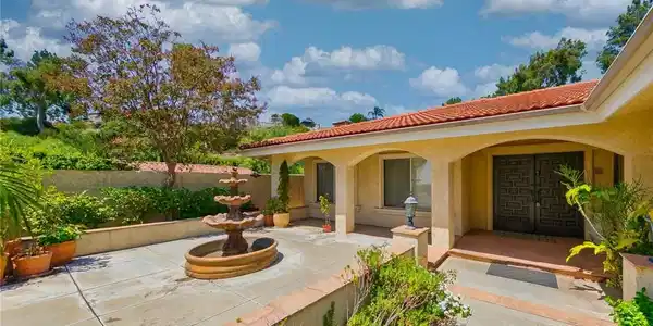 671 W Napa Court