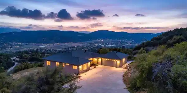25250 Deertrail