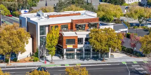 4115 El Camino Real