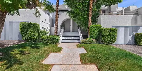240 W Stevens Road