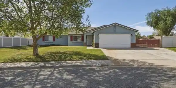 4912 Corral Circle