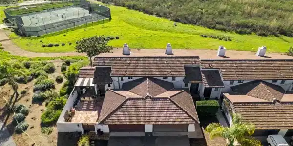 5492 Villas Drive