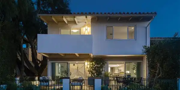 2175 Vista Entrada