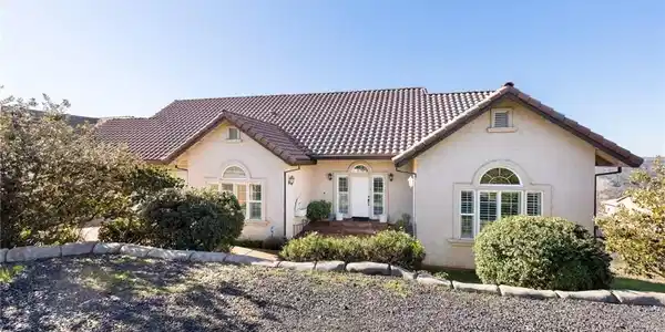 4451 Casa Sierra Vista