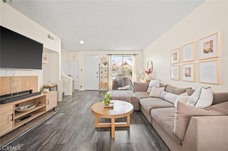 13901 Olive View Lane