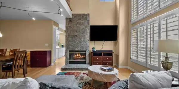 22371 Mission Circle
