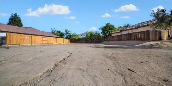 14906 Colonia De Las Rosas