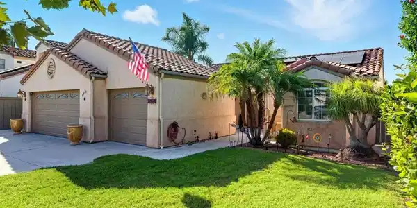 1814 Centennial Way