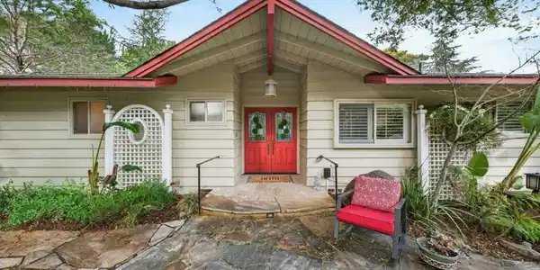 17490 Blue Jay Drive