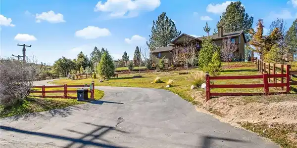 28591 Mccall Park