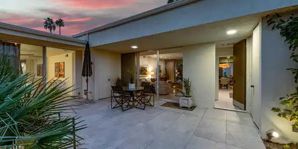 100 Desert Lakes Drive