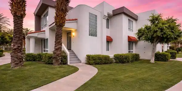 401 S El Cielo Road