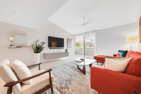 261 E La Verne Way