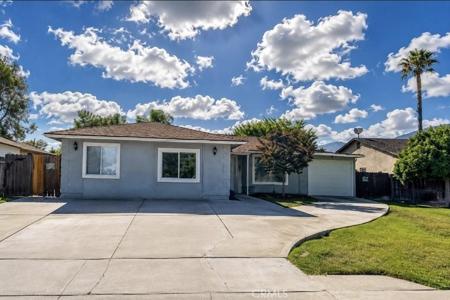5128 Lakewood Drive