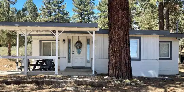1753 Pineridge