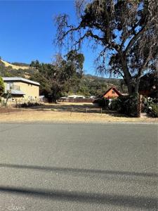 6872 Frontage Road