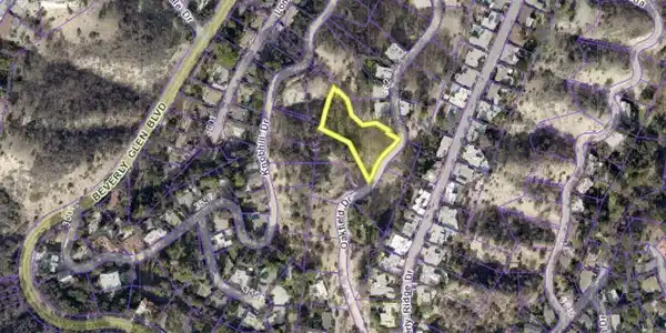 3609 Oakfield