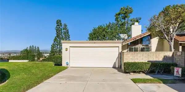 5532 E Vista Del Este