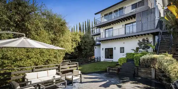 3589 Multiview Drive