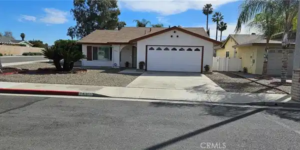 2431 El Rancho Circle