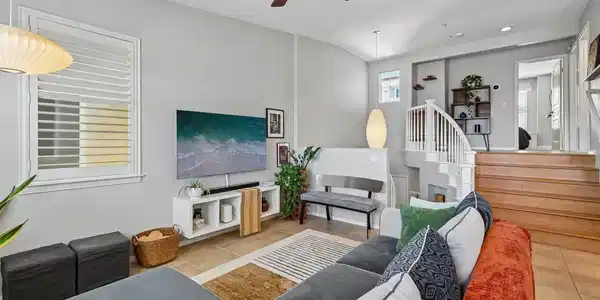 3156 Harbor Ridge Ln