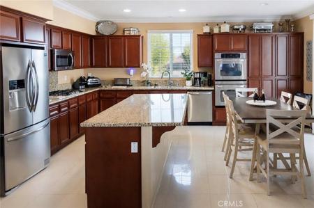 15850 Twin Lakes
