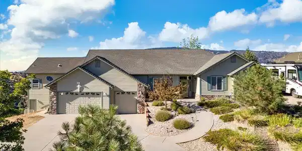 30730 Fox Ridge Court