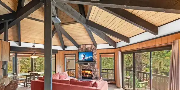 1281 Sand Canyon