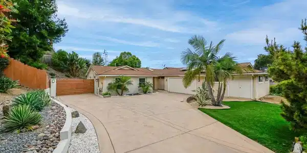 4234 Highland Glen Way