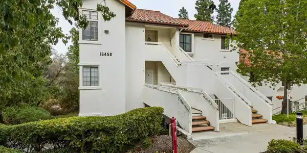 16458 Avenida Venusto