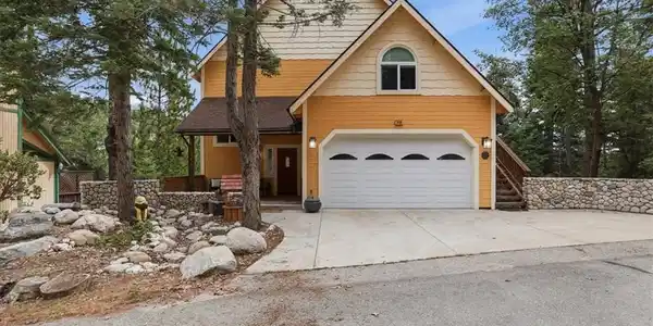 649 Sutter