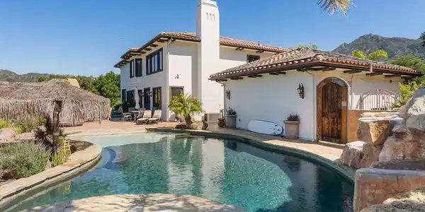 435 Woodbluff Road