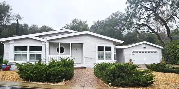 8975 Lawrence Welk Drive