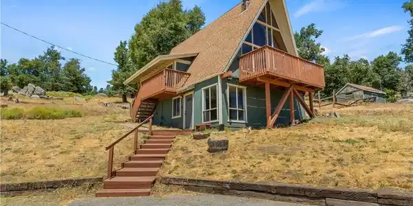 26120 Deertrail Drive