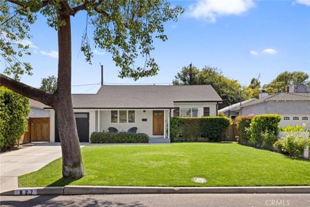 827 N Lamer