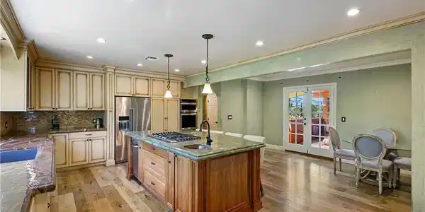 11265 Sunshine Terrace
