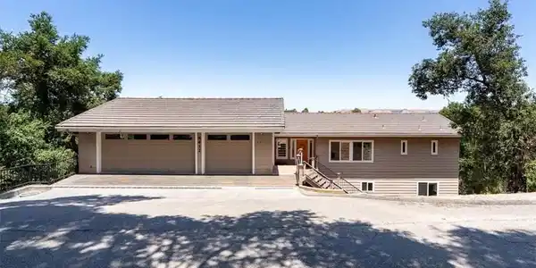 8412 Alta Vista Avenue