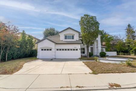 21016 Mendenhall Court
