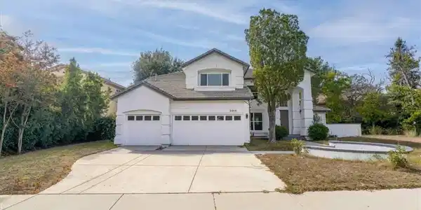 21016 Mendenhall Court