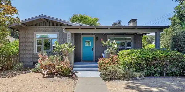 899 N Wilson Avenue