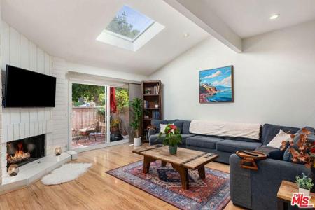 17084 Palisades Circle
