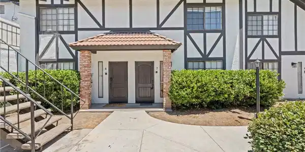 1013 W Linden