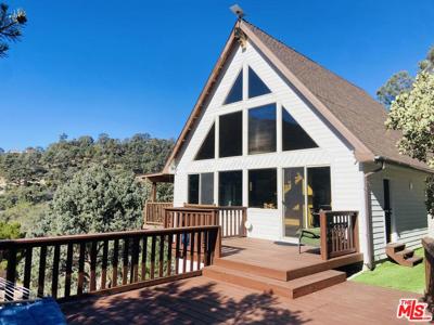 3821 North End Drive