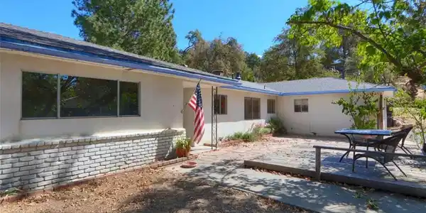 42912 Country Club Drive E